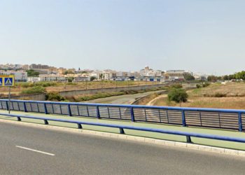 Vista de las parcelas que se adecuarán a los dos lados del río