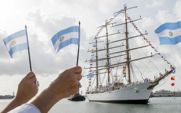 Estampa de la fragata Libertad / FOTO: Consulado argentino