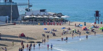 El chiringuito operativo en Santa María del Mar / FOTO: Eulogio García