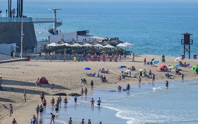 El chiringuito operativo en Santa María del Mar / FOTO: Eulogio García