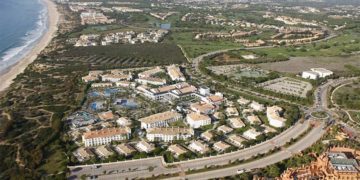 Vista aérea de varios de los hoteles del Novo / FOTO: Ayto.