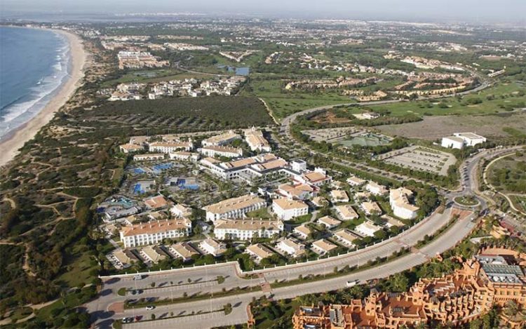 Vista aérea de varios de los hoteles del Novo / FOTO: Ayto.