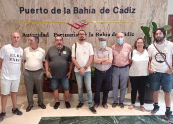 Miembros de la plataforma en la sede de la APBC / FOTO: Más Graneles No