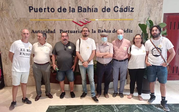 Miembros de la plataforma en la sede de la APBC / FOTO: Más Graneles No