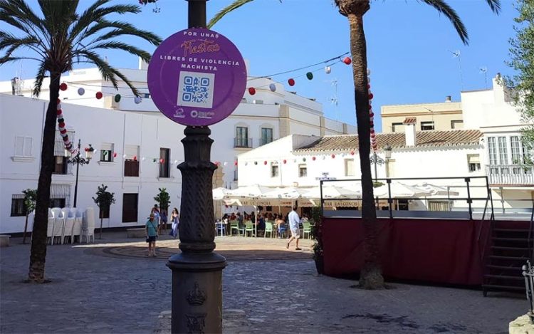 Puntos violetas en las plazas que esperan más público / FOTO: Ayto.