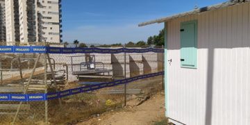 Uno de los módulos provisionales amenazado por las obras / FOTO: Podemos