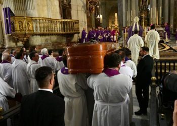 Momentos previos a la misa en la Catedral / FOTO: Eulogio García