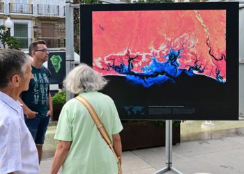 Uno de los paneles de la muestra / FOTO: Eulogio García