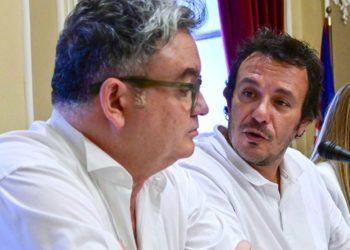 Paco Cano junto al alcalde en rueda de prensa / FOTO: Eulogio García