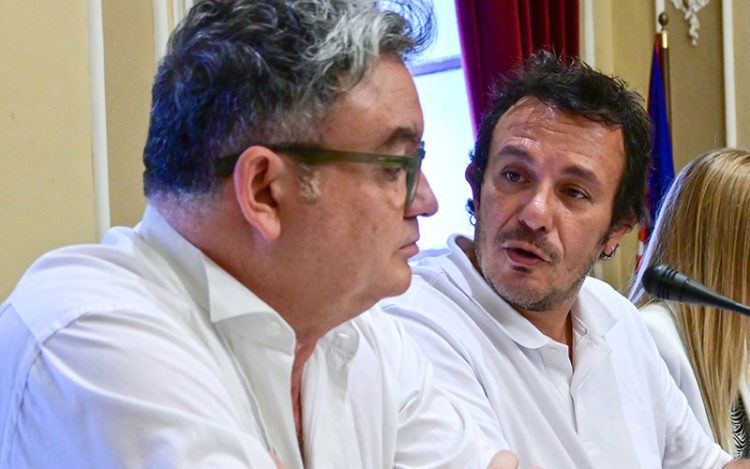Paco Cano junto al alcalde en rueda de prensa / FOTO: Eulogio García