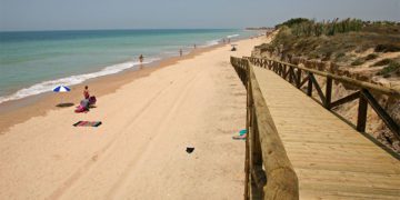 Una de las playas idílicas del litoral roteño / FOTO: Ayto.