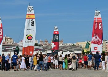 Ambiente en la zona técnica del muelle / FOTO: Eulogio García