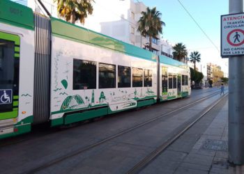 La futurible normativa habla del tranvía, pero poco / FOTO: DBC