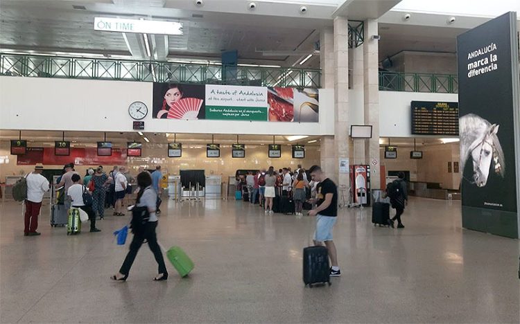 Zona de mostradores del aeropuerto jerezano / FOTO: DBC