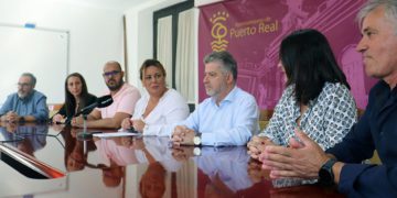 La alcaldesa y sus seis concejales restantes / FOTO: Ayto.