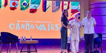 Lola Cazalilla ha representado al Ayuntamiento gaditano en México / FOTO: Ayto.