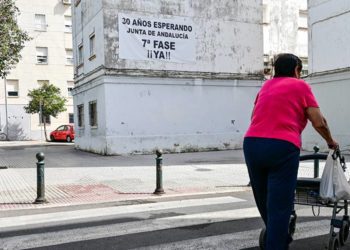 Pancarta para sonrojar a la Junta / FOTO: Eulogio García