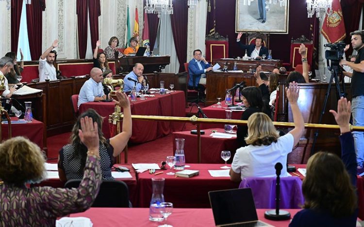 Un momento del pleno de septiembre / FOTO: Eulogio García