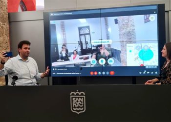 En la presentación de la App en la sala de prensa municipal / FOTO: Ayto.