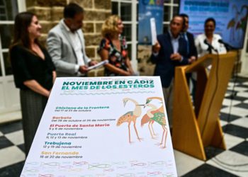 Presentando el ciclo en la Diputación / FOTO: Eulogio García