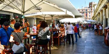 Una mañana en el exitoso rincón gastronómico / FOTO: Eulogio García