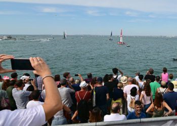Siguiendo las carreras desde Santa Bárbara / FOTO: Eulogio García