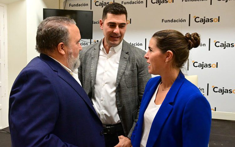 Garrido López, Antonio Caro y Marta Barra, tres de los personajes navideños / FOTO: Eulogio García