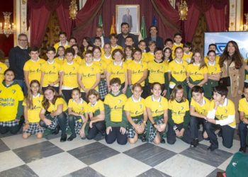 Posado al finalizar el acto / FOTO: Diputación