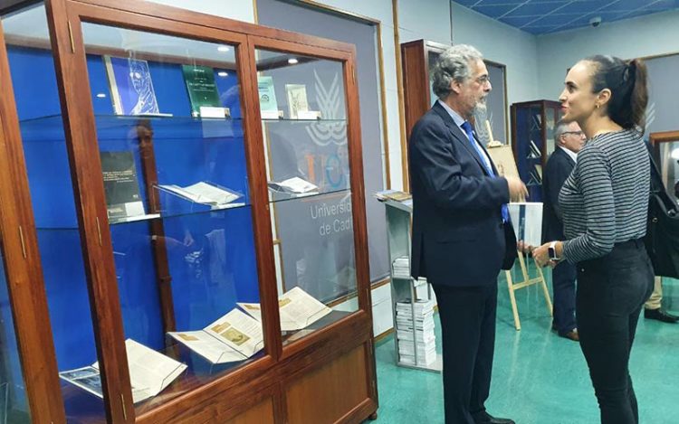 En la inauguración de la muestra / FOTO: Ayto.