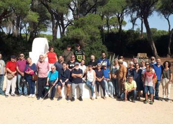 Foto de familia de los asistentes al encuentro / FOTO: cedida