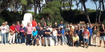 Foto de familia de los asistentes al encuentro / FOTO: cedida