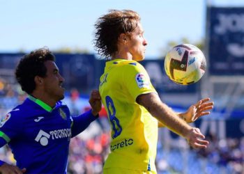 Álex en un lance del partido / FOTO: Cádiz CF