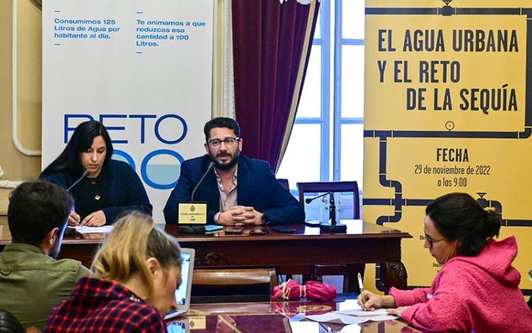 Presentando las jornadas en el Ayuntamiento / FOTO: Eulogio García