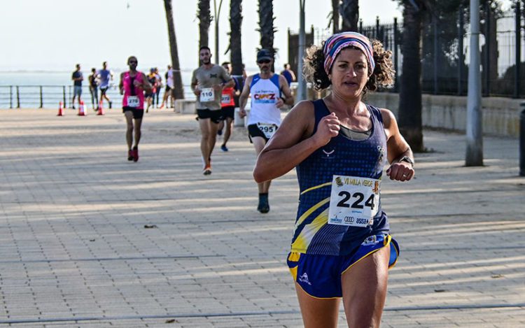 Una pasada prueba atlética por la avenida de la Bahía / FOTO: Eulogio García