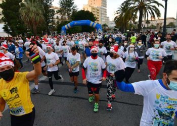 La San Silvestre de 2021, saliendo de Canalejas / FOTO: Eulogio García