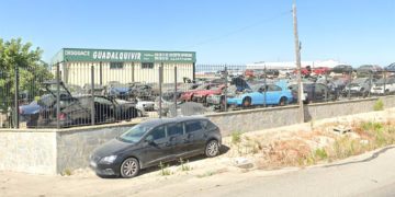 El 'cementerio' de coches de la empresa contratada