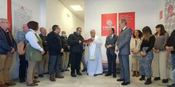 Un momento del ritual de bendición del nuevo local / FOTO: Ayto.