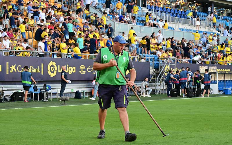 Unos 143 millones de euros y casi 2.000 empleos: el impacto del Cádiz CF en la sociedad