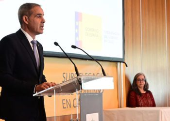 Un momento del discurso del subdelegado / FOTO: Eulogio García