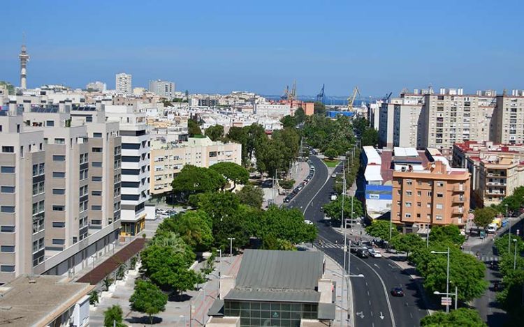 Una vista de la capital desde la avenida de la Sanidad Pública / FOTO: Eulogio García