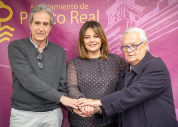 Posado tras la firma del convenio / FOTO: Ayto.