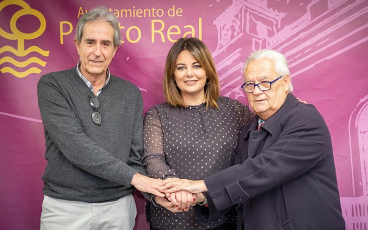 Posado tras la firma del convenio / FOTO: Ayto.