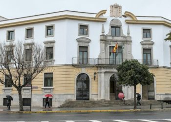 Edificio en la Cuesta de las Calesas / FOTO: Eulogio García