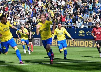 Celebrando el tanto de Álex de penalti / FOTO: Eulogio García