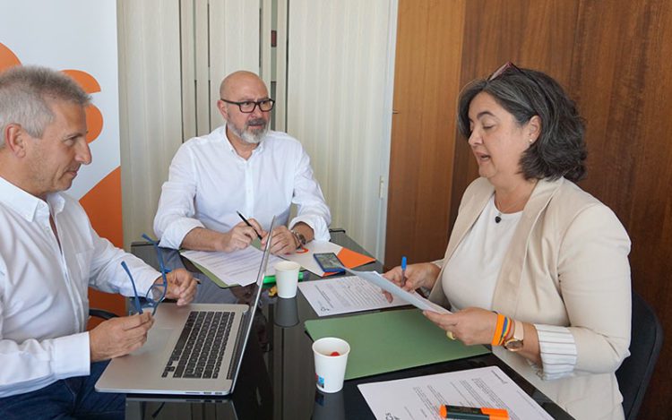 Batista en una pasada reunión todavía como concejala naranja / FOTO: Cs