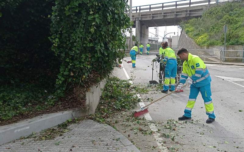 Un fregado a fondo de Cádiz durante tres meses