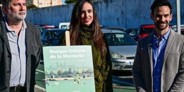 Quirós y Cazalilla junto a De la Cruz / FOTO: Eulogio García