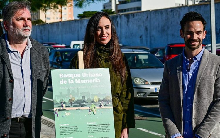 Quirós y Cazalilla junto a De la Cruz / FOTO: Eulogio García