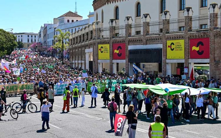 Pasando por la plaza de Sevilla / FOTO: Eulogio García