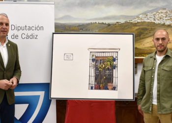 Ruiz Boix arropa al autor de la pintura en su presentación / FOTO: Diputación